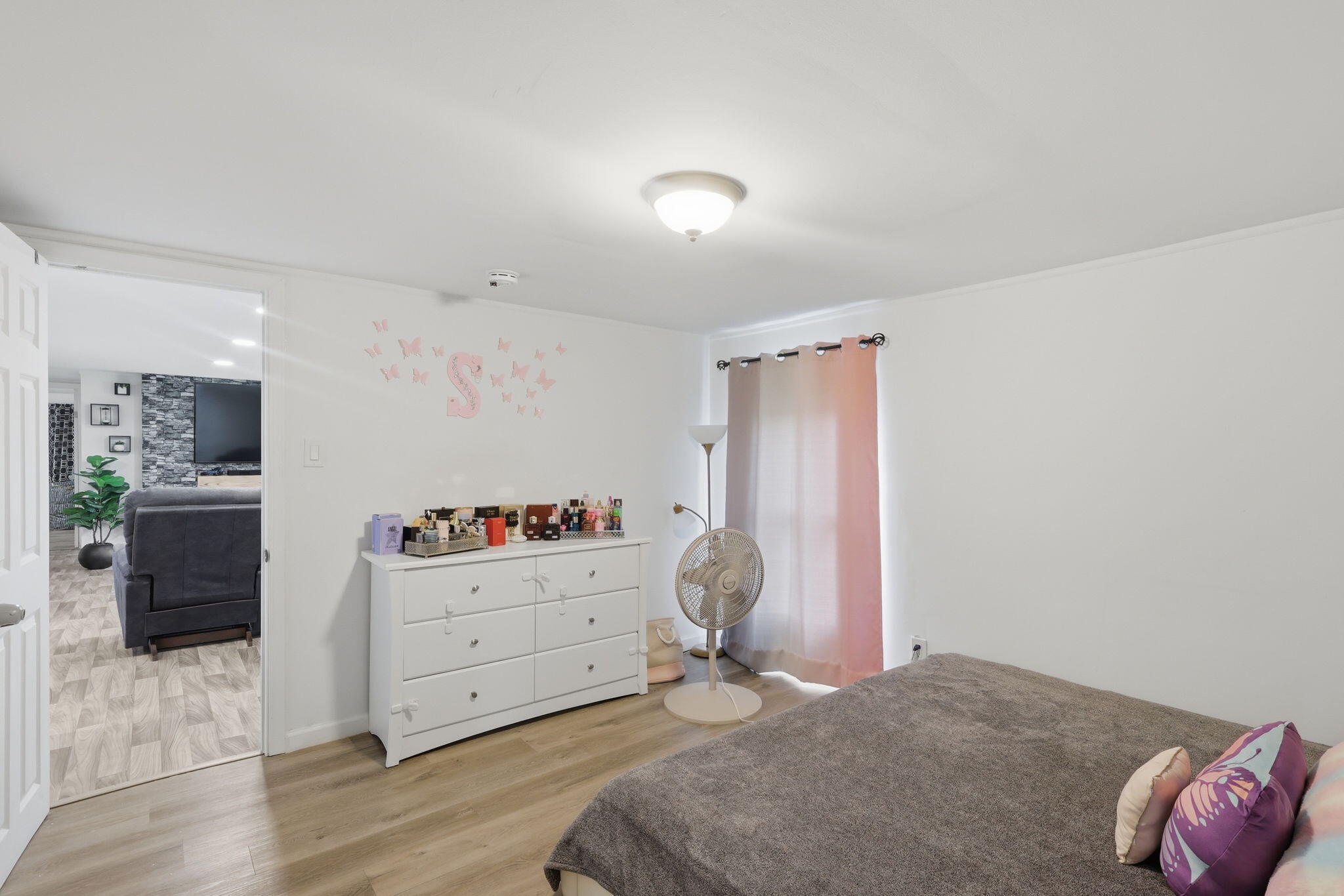 5691 East Coe Road Shepherd, MI 48883 - Photo 14 of 25 17-web-or-mls-013_2z6a7739 colin gipson-