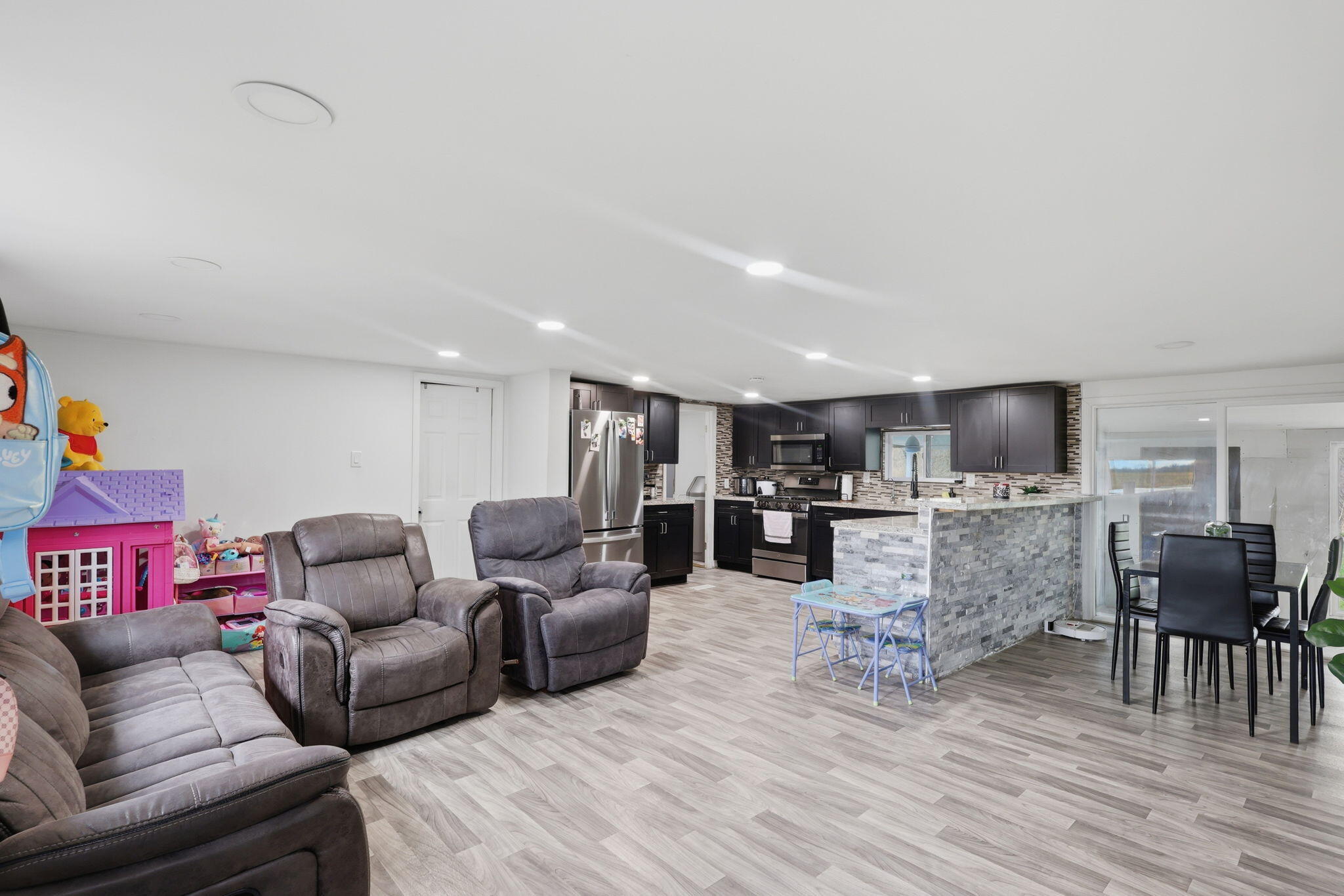 5691 East Coe Road Shepherd, MI 48883 - Photo 7 of 25 3-web-or-mls-001_2z6a7669 colin gipson-t