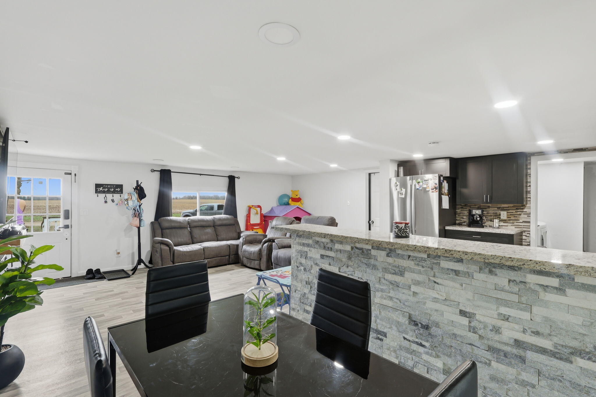 5691 East Coe Road Shepherd, MI 48883 - Photo 9 of 25 6-web-or-mls-003_2z6a7684 colin gipson-t