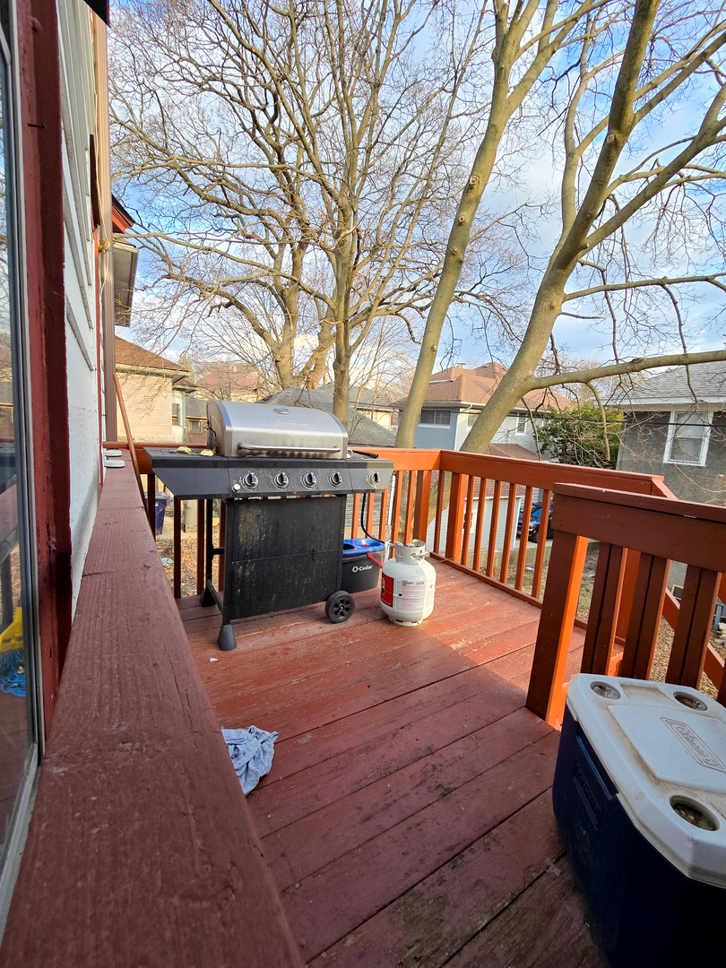 481 Division Street Elgin, IL 60120 - Photo 12 of 12