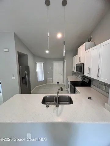 $2,500 | 440 River Grove Court, Merritt Island, FL 32953