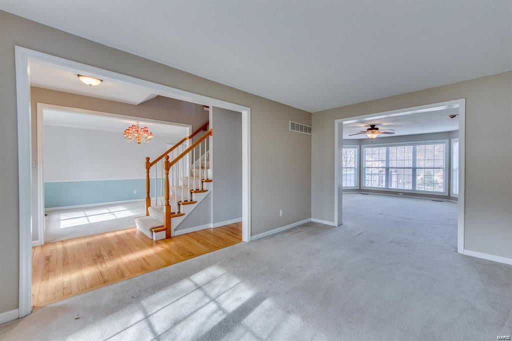 1762 Spring View Terrace Ballwin, MO 63021 - Photo 5 of 39