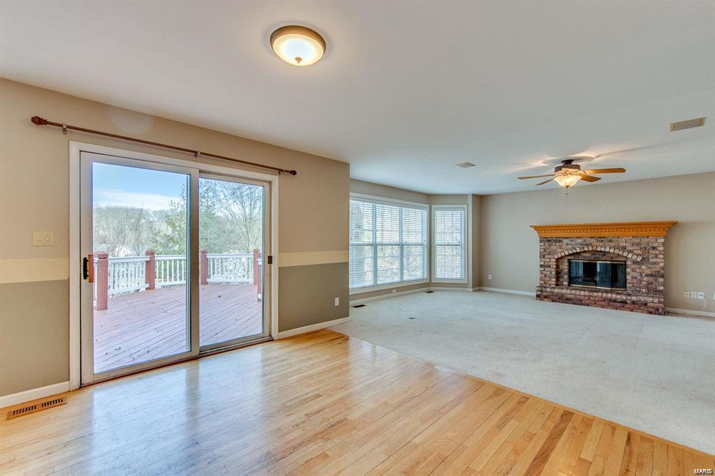 1762 Spring View Terrace Ballwin, MO 63021 - Photo 9 of 39