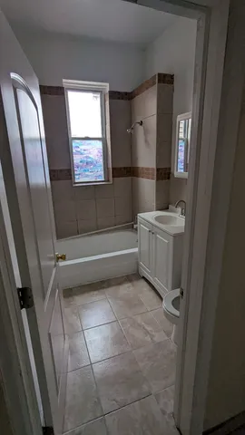 $1,650 | 2636 West Division Street, Unit 3R, Chicago, IL 60622