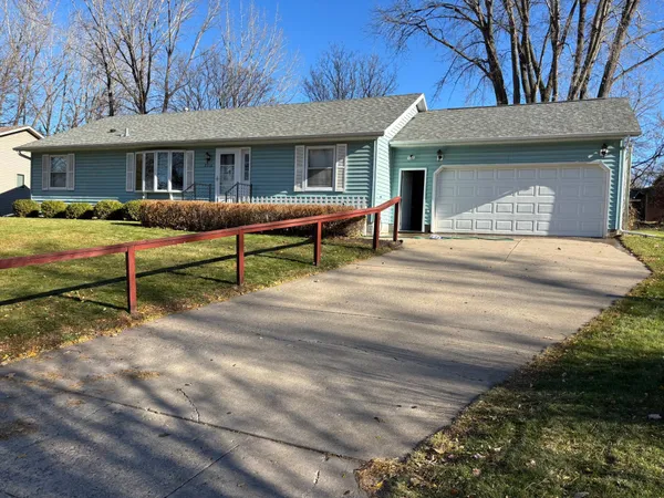 $349,000 | 2316 Hallquist Avenue, Red Wing, MN 55066