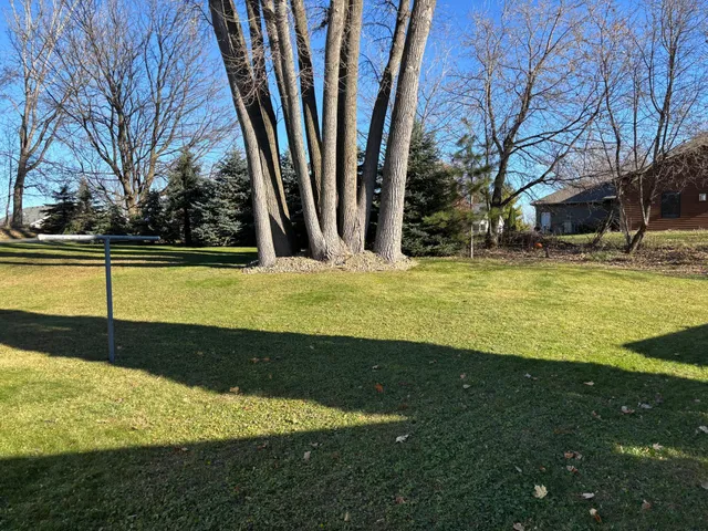 $359,000 | 2316 Hallquist Avenue, Red Wing, MN 55066