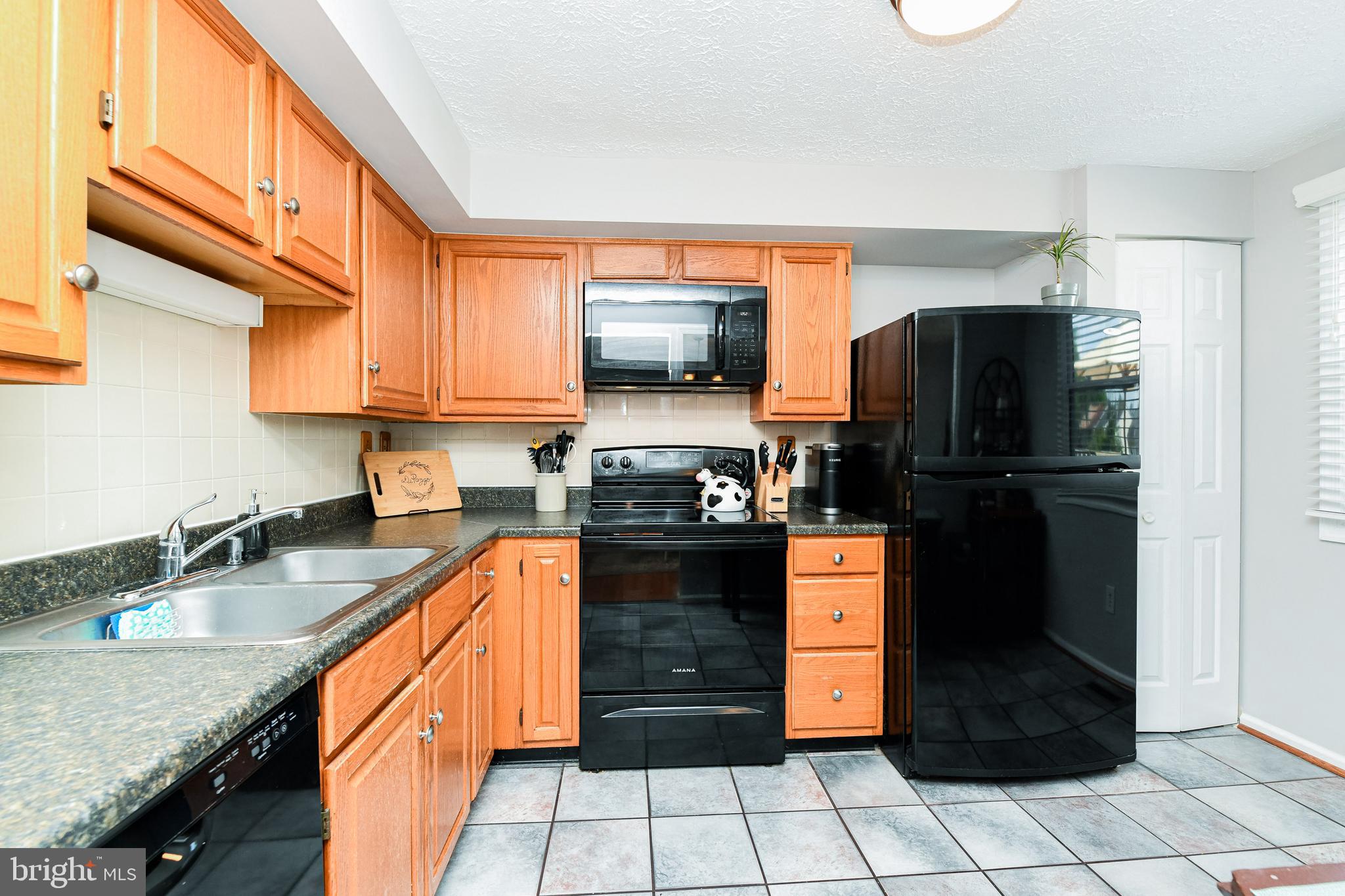 3348 Raccoon Court Abingdon, MD 21009 - Photo 9 of 35 Kitchen
