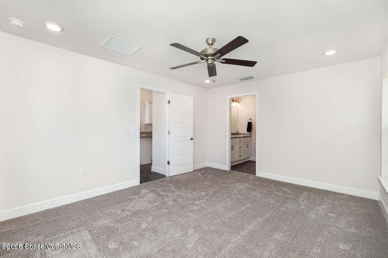 142 Saybrook Road Southwest Palm Bay, FL 32908 - Photo 7 of 15 IMG_4579