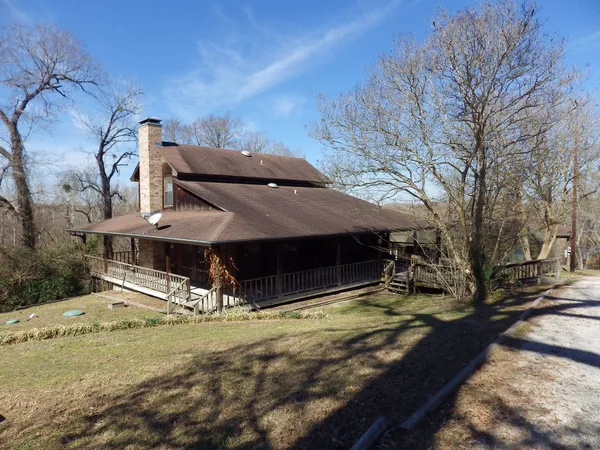 $199,900 | 17 South Lake Drive, Huntsville, TX 77320