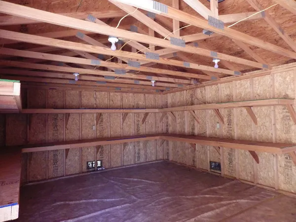 $199,900 | 17 South Lake Drive, Huntsville, TX 77320