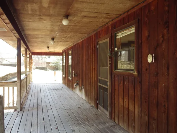 $199,900 | 17 South Lake Drive, Huntsville, TX 77320