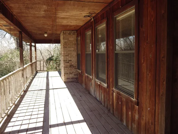 $199,900 | 17 South Lake Drive, Huntsville, TX 77320