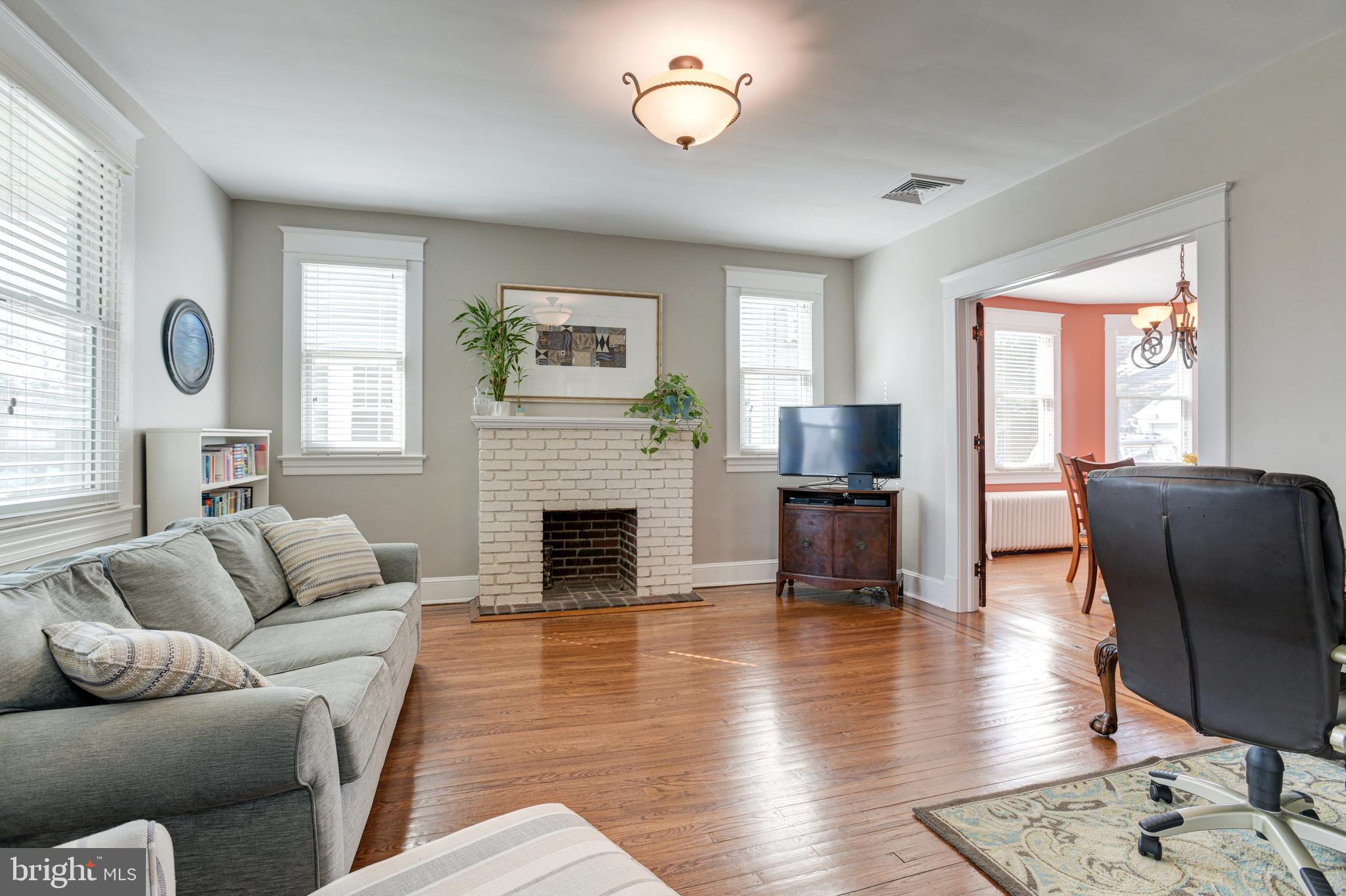 506 Dunkirk Road Baltimore, MD 21212 - Photo 8 of 47