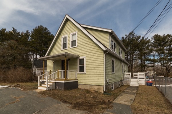 91 Fairhaven Road Mattapoisett, MA 02739 - Photo 1 of 23 Gallery Image 1