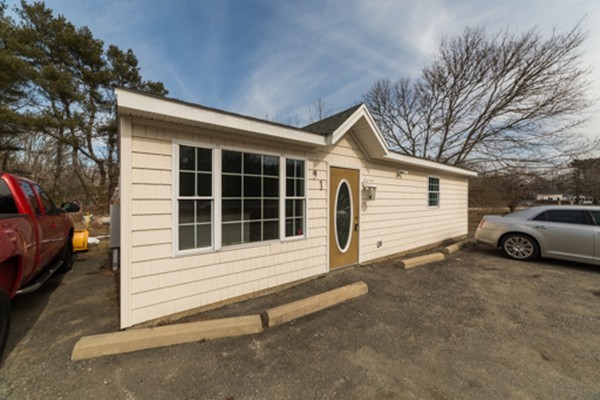91 Fairhaven Road Mattapoisett, MA 02739 - Photo 2 of 23 Gallery Image 2