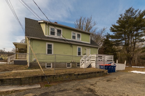 91 Fairhaven Road Mattapoisett, MA 02739 - Photo 22 of 23 Gallery Image 22