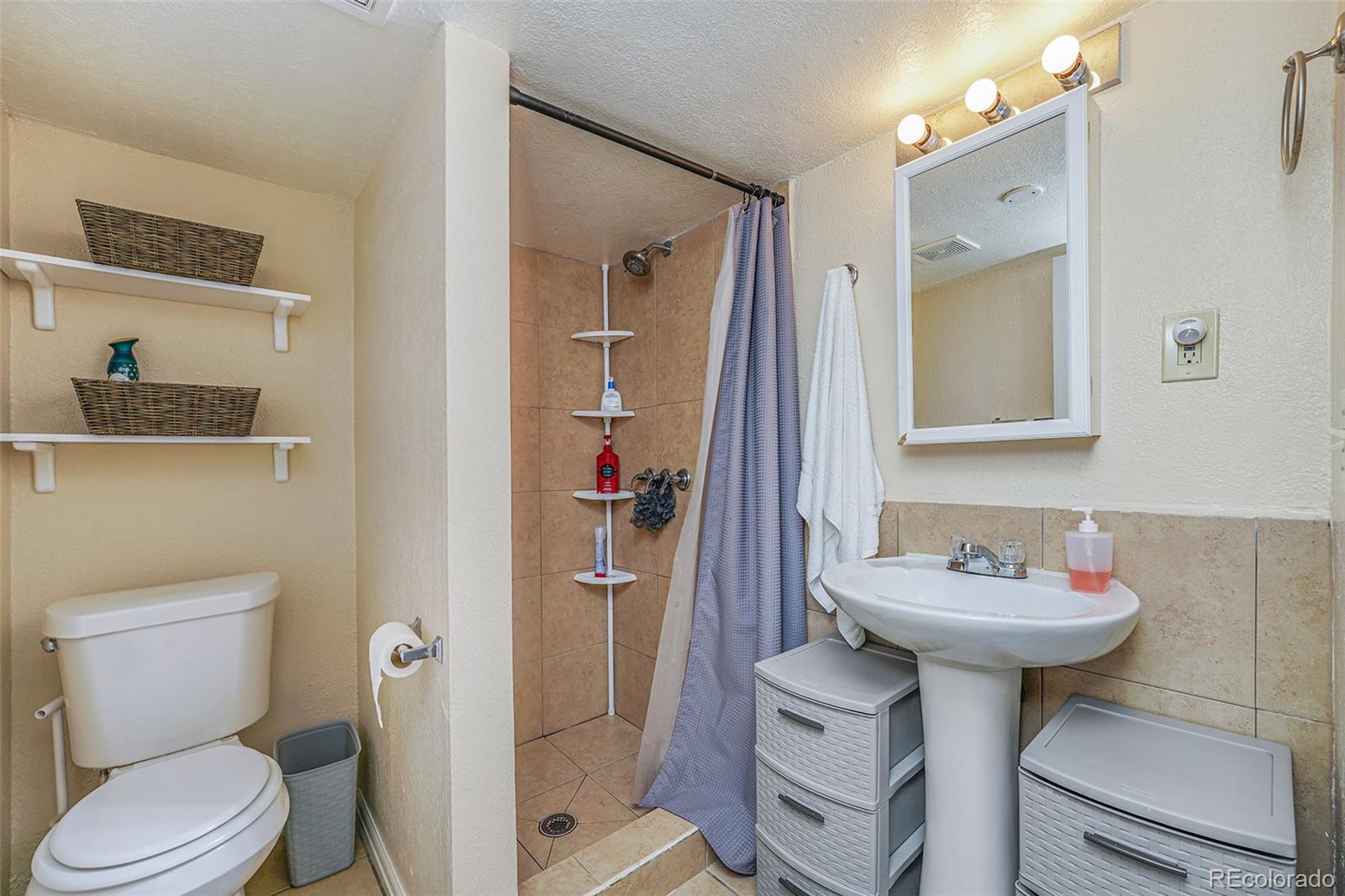 5298 South Zeno Way Centennial, CO 80015 - Photo 15 of 20