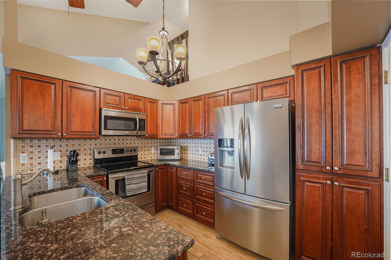 5298 South Zeno Way Centennial, CO 80015 - Photo 7 of 20