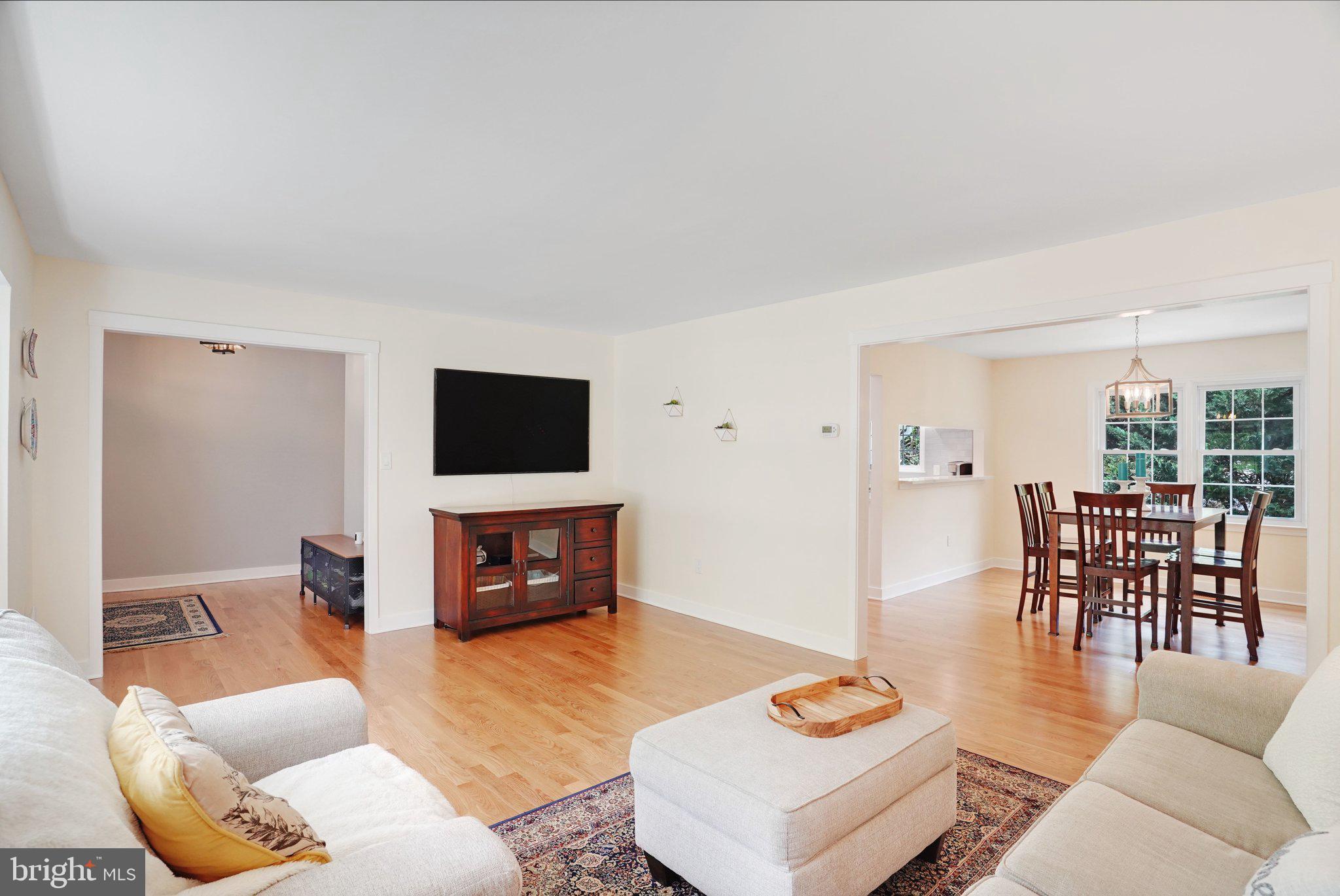 7628 Gralnick Place Springfield, VA 22153 - Photo 9 of 60