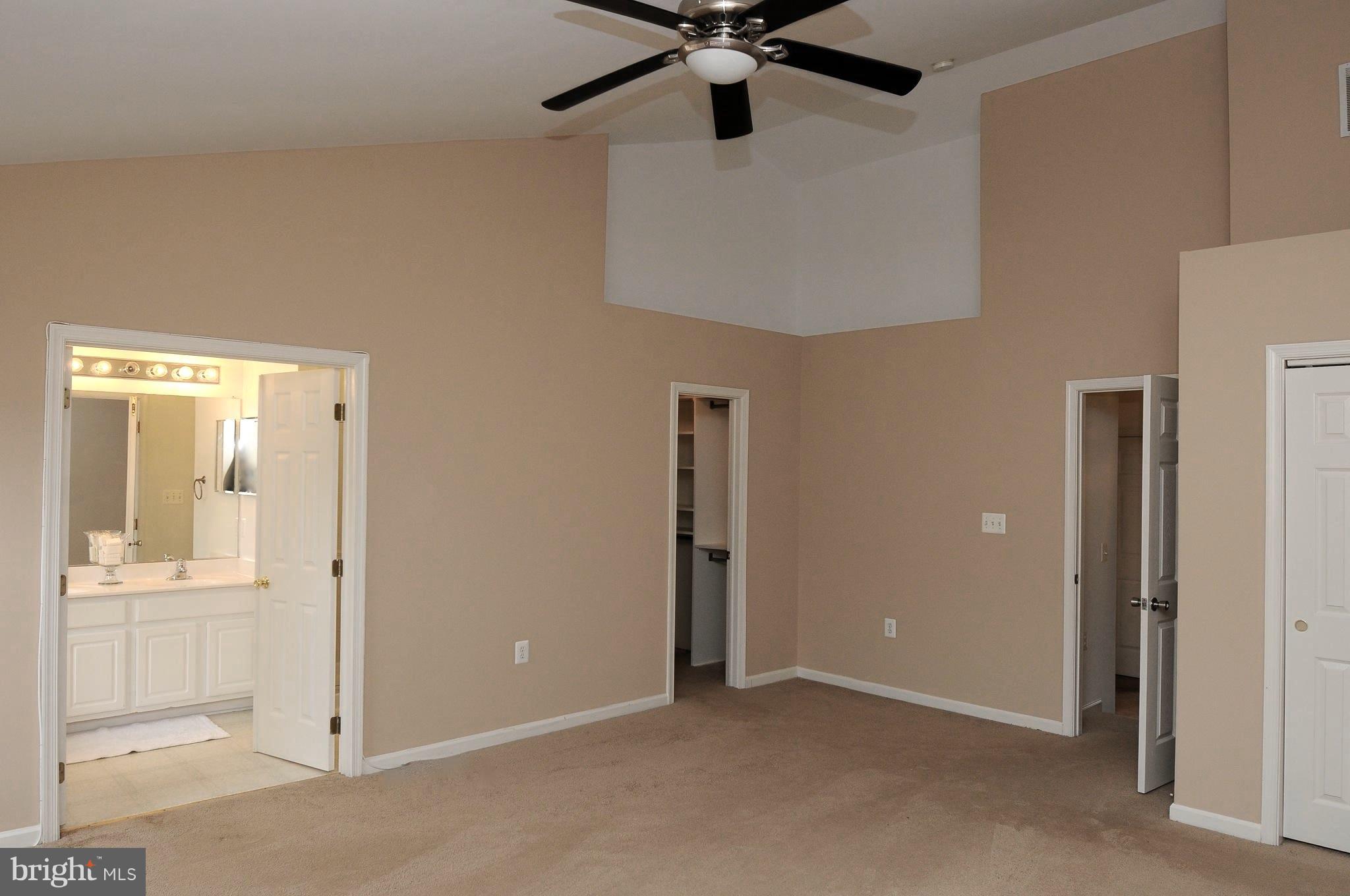 21451 Tamarack Ridge Square Sterling, VA 20164 - Photo 11 of 25 spacious master bedroom