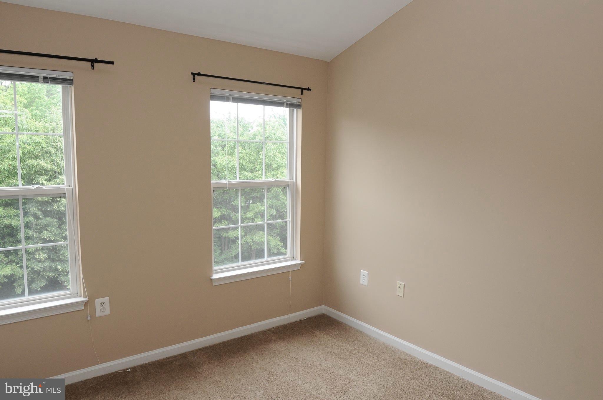 21451 Tamarack Ridge Square Sterling, VA 20164 - Photo 18 of 25 bedroom