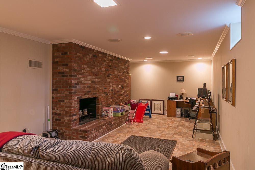 205 Wardlaw Road Laurens, SC 29360 - Photo 16 of 25 Gallery Image 16