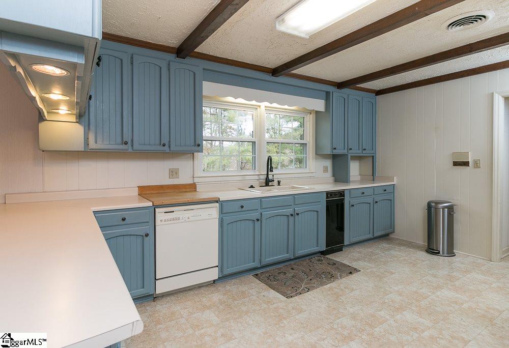 205 Wardlaw Road Laurens, SC 29360 - Photo 3 of 25 Gallery Image 3