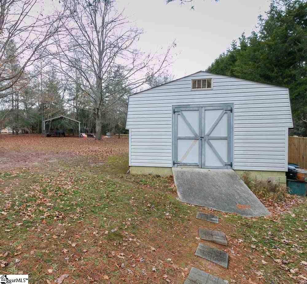 205 Wardlaw Road Laurens, SC 29360 - Photo 21 of 25 Gallery Image 21