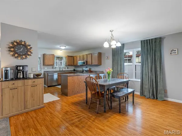$289,000 | 701 Nora Street, Washington, MO 63090
