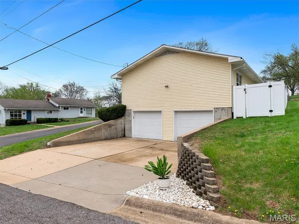 $289,000 | 701 Nora Street, Washington, MO 63090