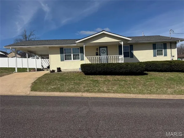$289,000 | 701 Nora Street, Washington, MO 63090