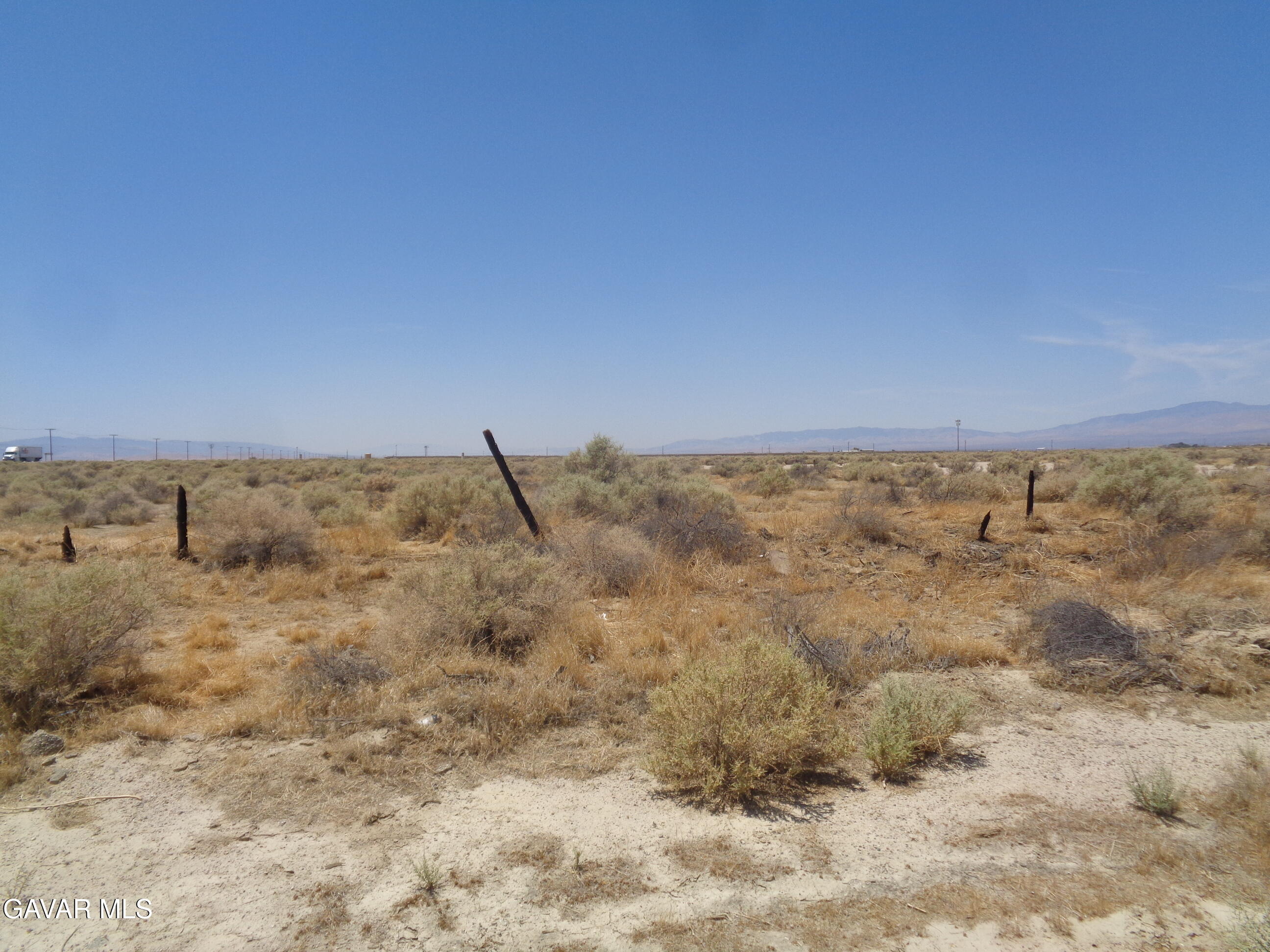 C8 Palmdale Ca Lancaster, CA 93536 - Photo 5 of 16 DSC03204