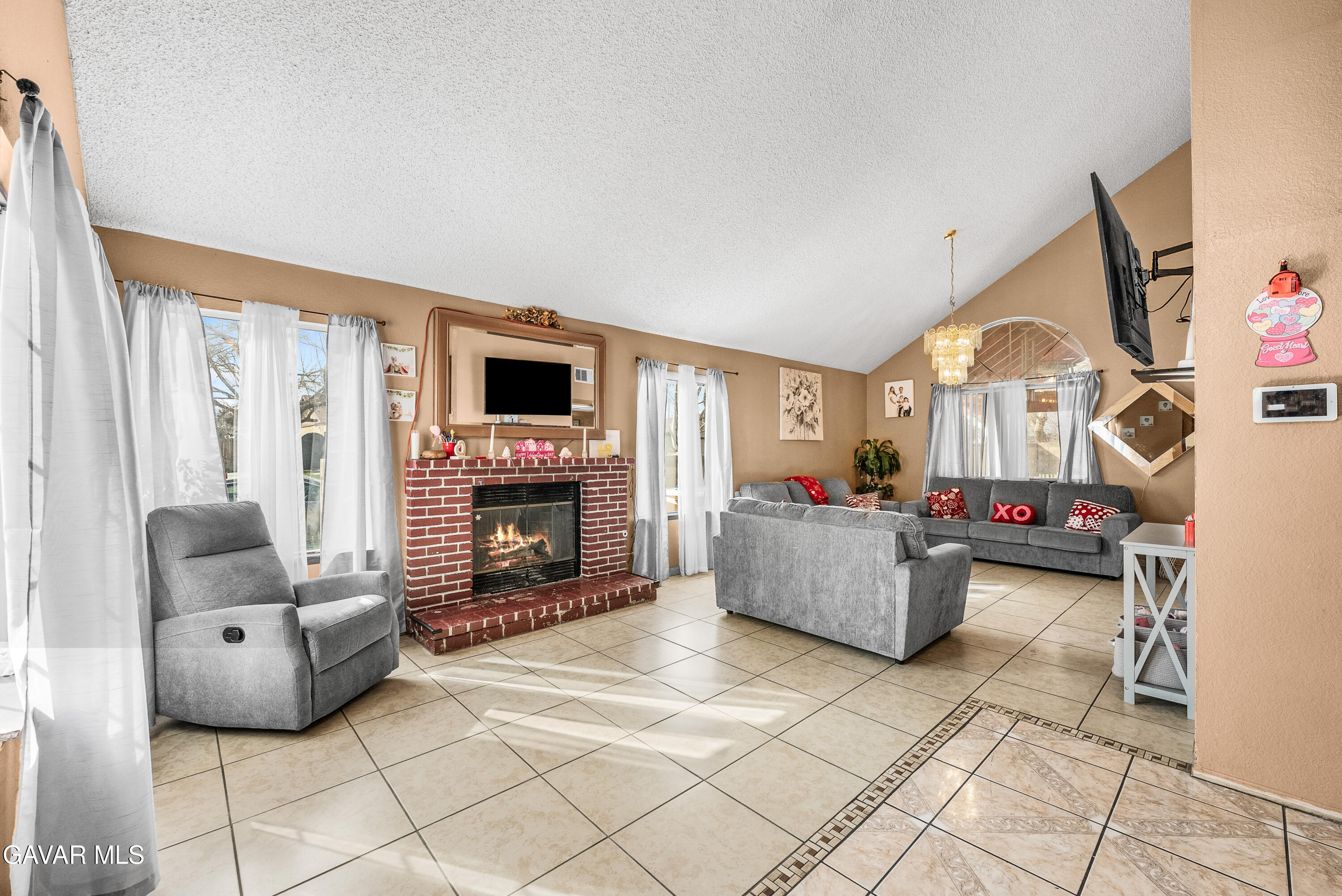 43903 11th Street East Lancaster, CA 93535 - Photo 6 of 45 11th st-6