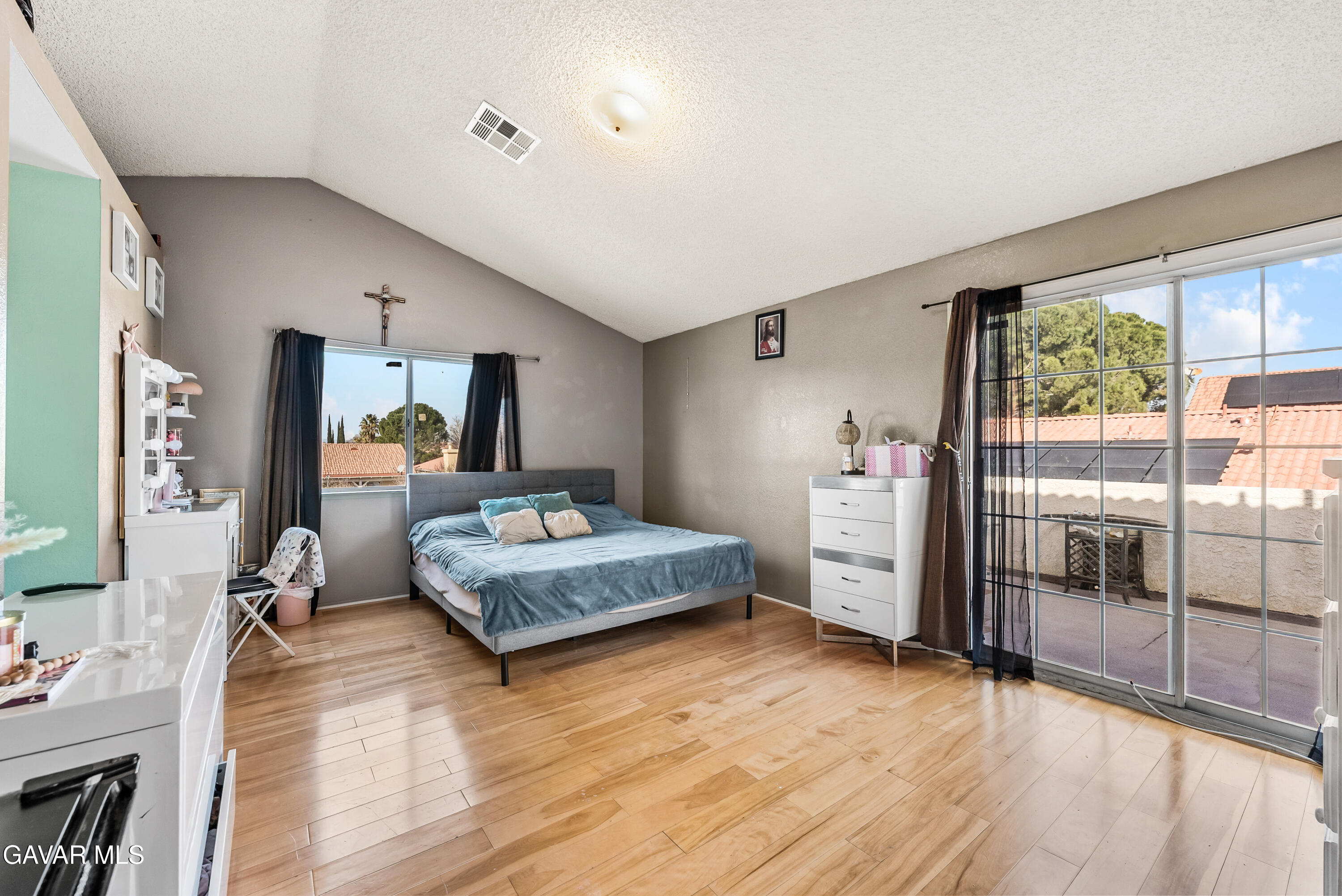 43903 11th Street East Lancaster, CA 93535 - Photo 8 of 45 11th st-30