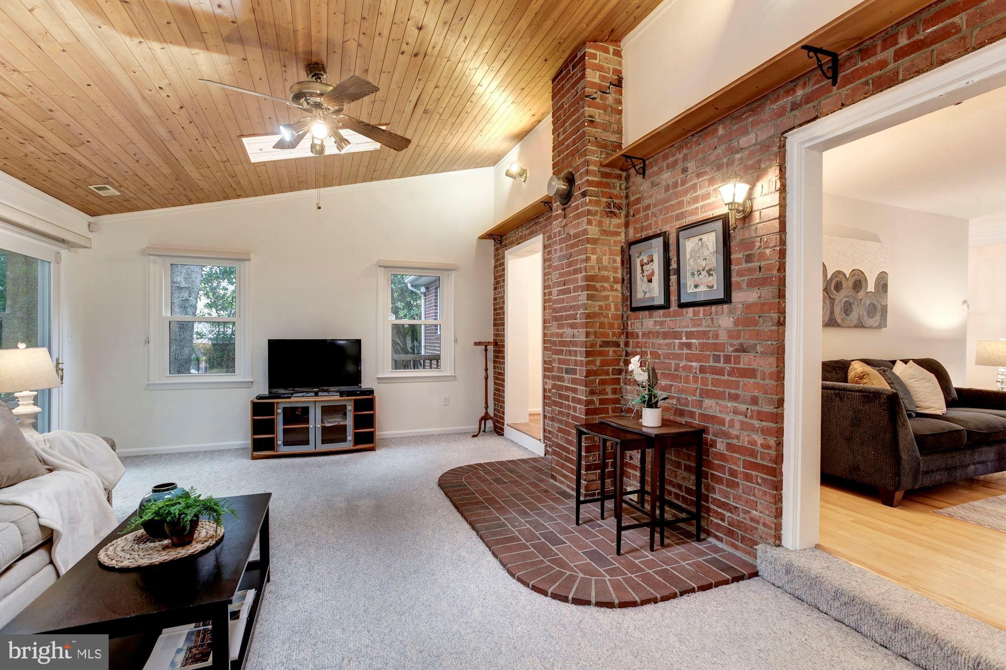 10118 Dallas Avenue Silver Spring, MD 20901 - Photo 13 of 28 Gallery Image 13