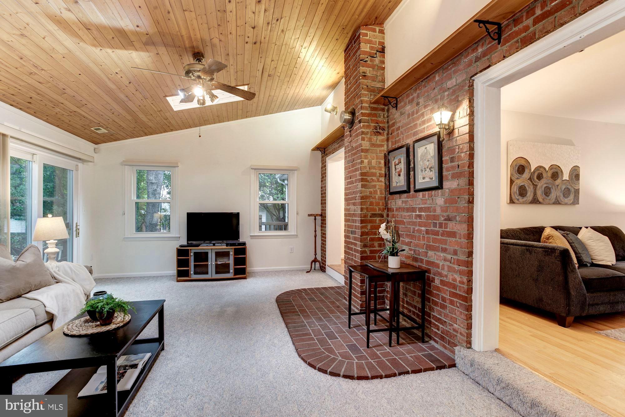 10118 Dallas Avenue Silver Spring, MD 20901 - Photo 14 of 28 Gallery Image 14
