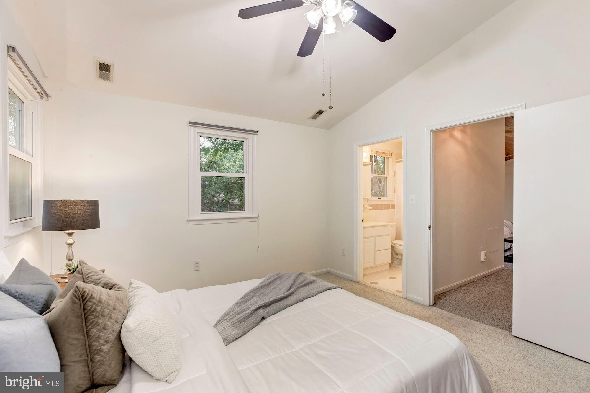 10118 Dallas Avenue Silver Spring, MD 20901 - Photo 16 of 28 Gallery Image 16