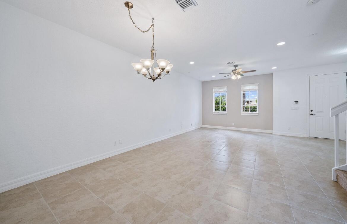 555 Dakota Drive Jupiter, FL 33458 - Photo 10 of 20 E6EE29DD-94A5-4484-B2BD-A174C436CE14_1_2