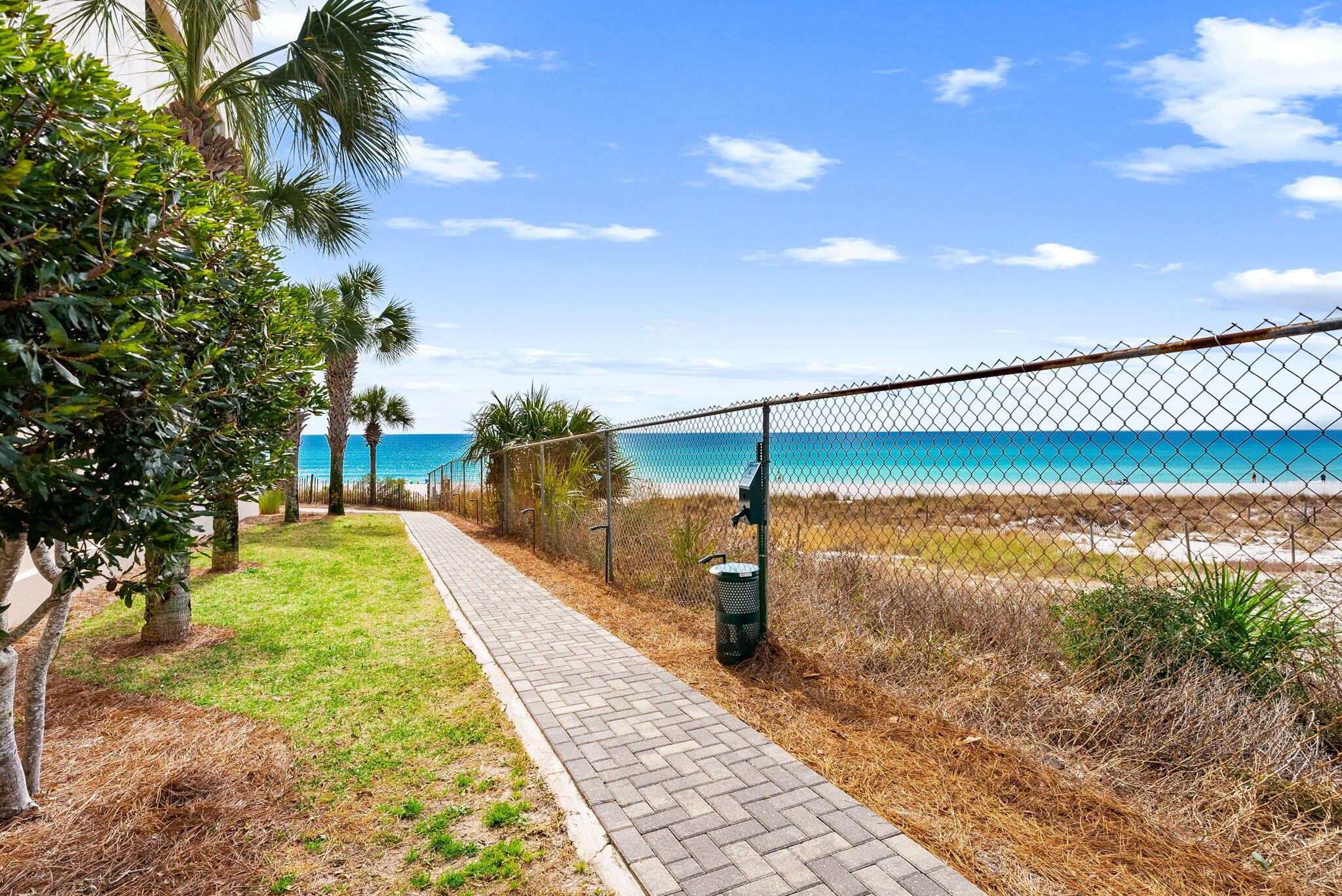 17281 Front Beach Road, Unit 502 Panama City Beach, FL 32413 - Photo 38 of 41 Owner Pet Area