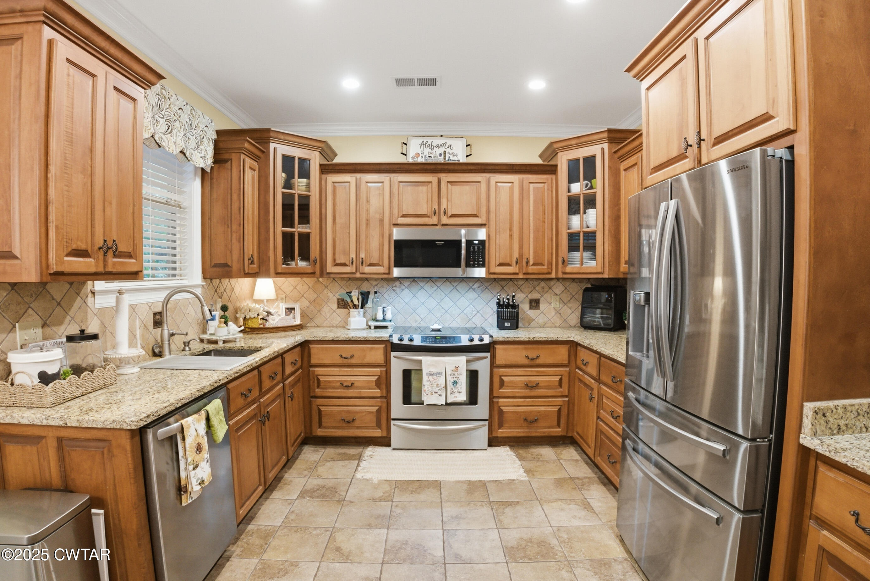 23 Kinnewick Cove Jackson, TN 38305 - Photo 6 of 55 DSC00363