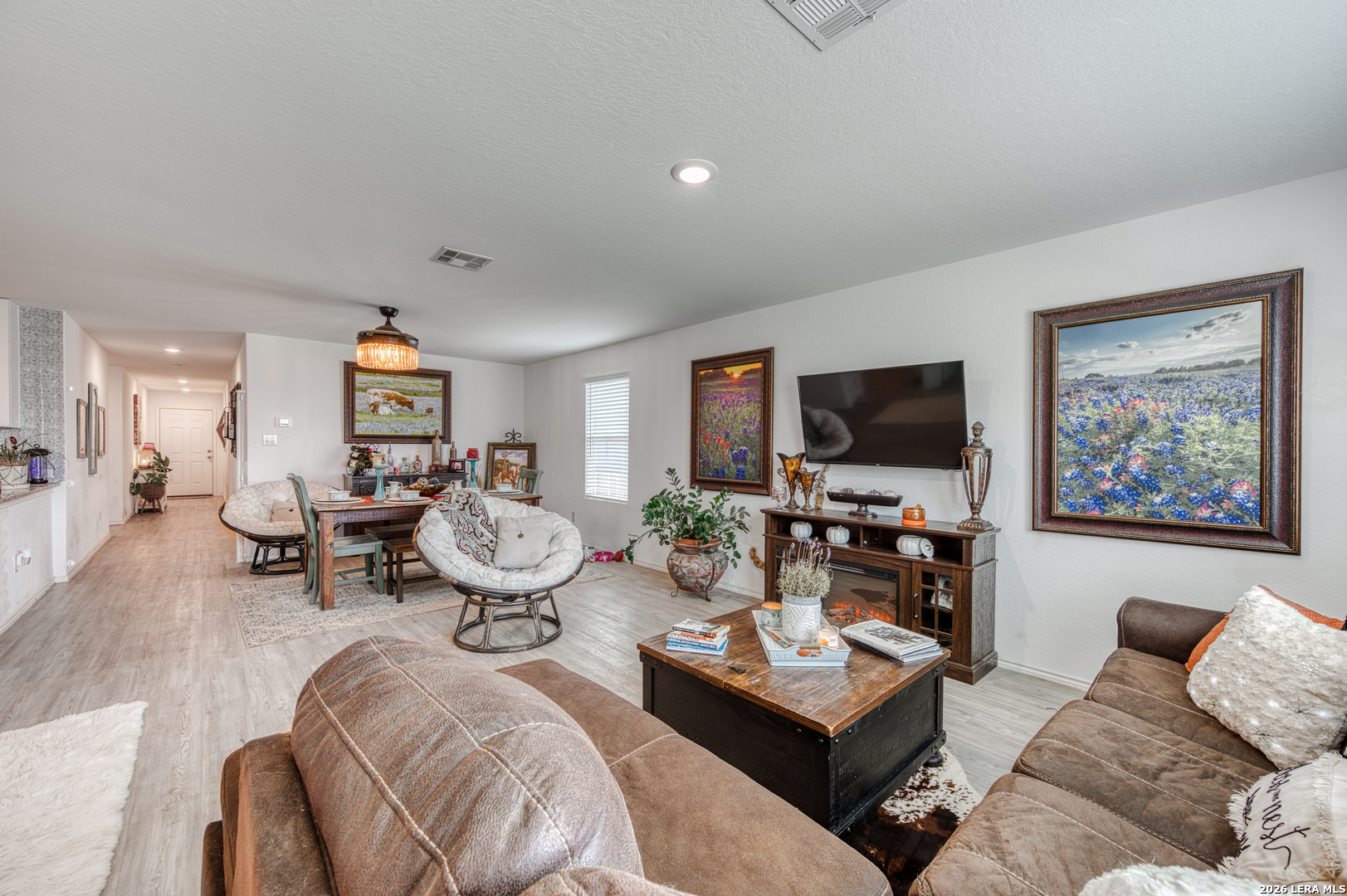6018 Companion Loop Bulverde, TX 78163 - Photo 8 of 28 Gallery Image 8