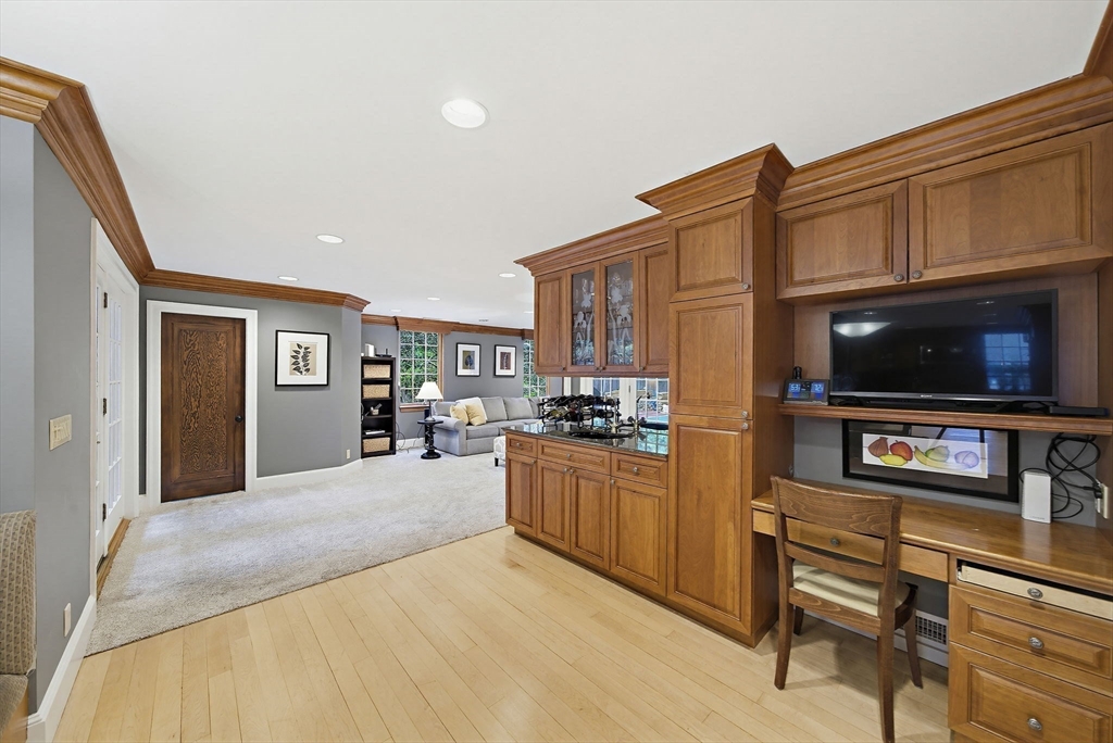 72 Beverly Road Brookline, MA 02467 - Photo 10 of 40