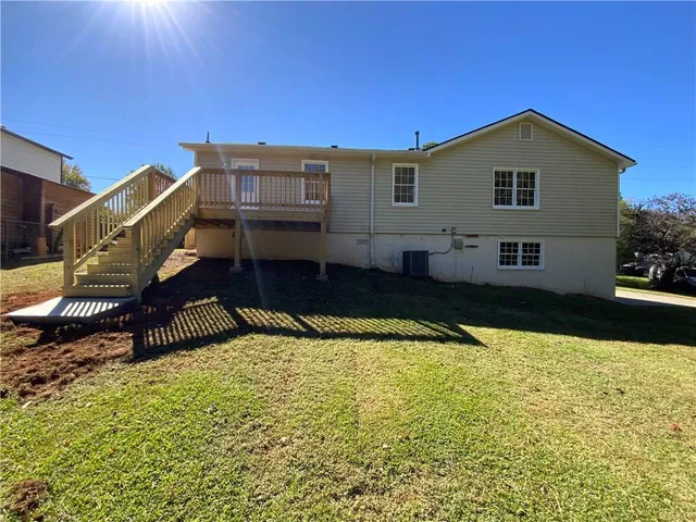 $330,000 | 294 Farm Ridge Drive Northeast, Woodstock, GA 30188