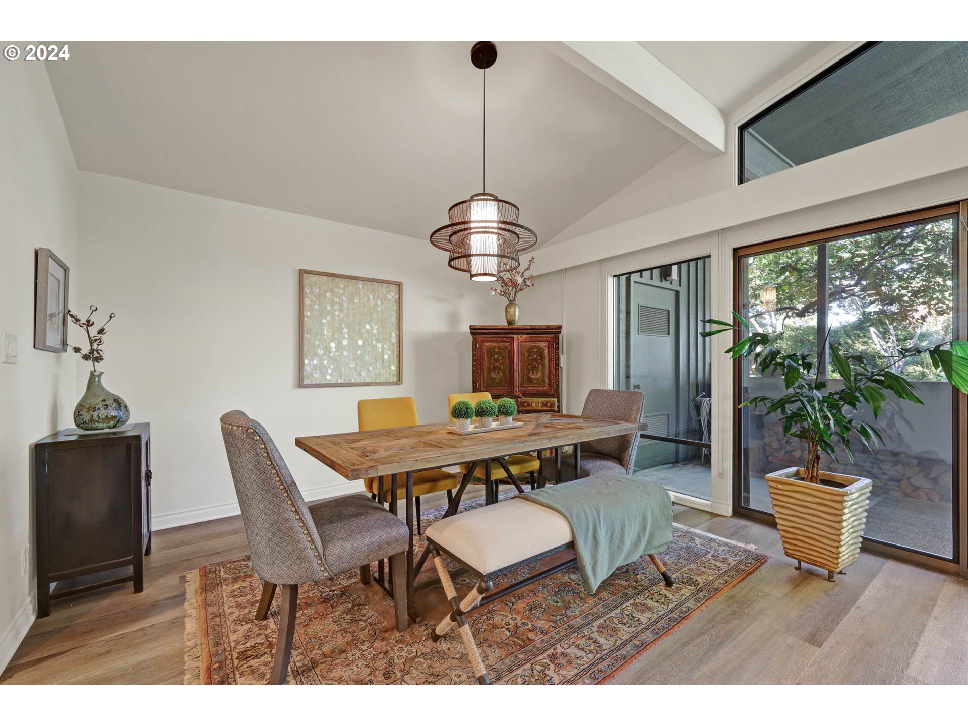 1625 Braeman Village Eugene, OR 97405 - Photo 13 of 41 a dining room with furniture a chandelier and window