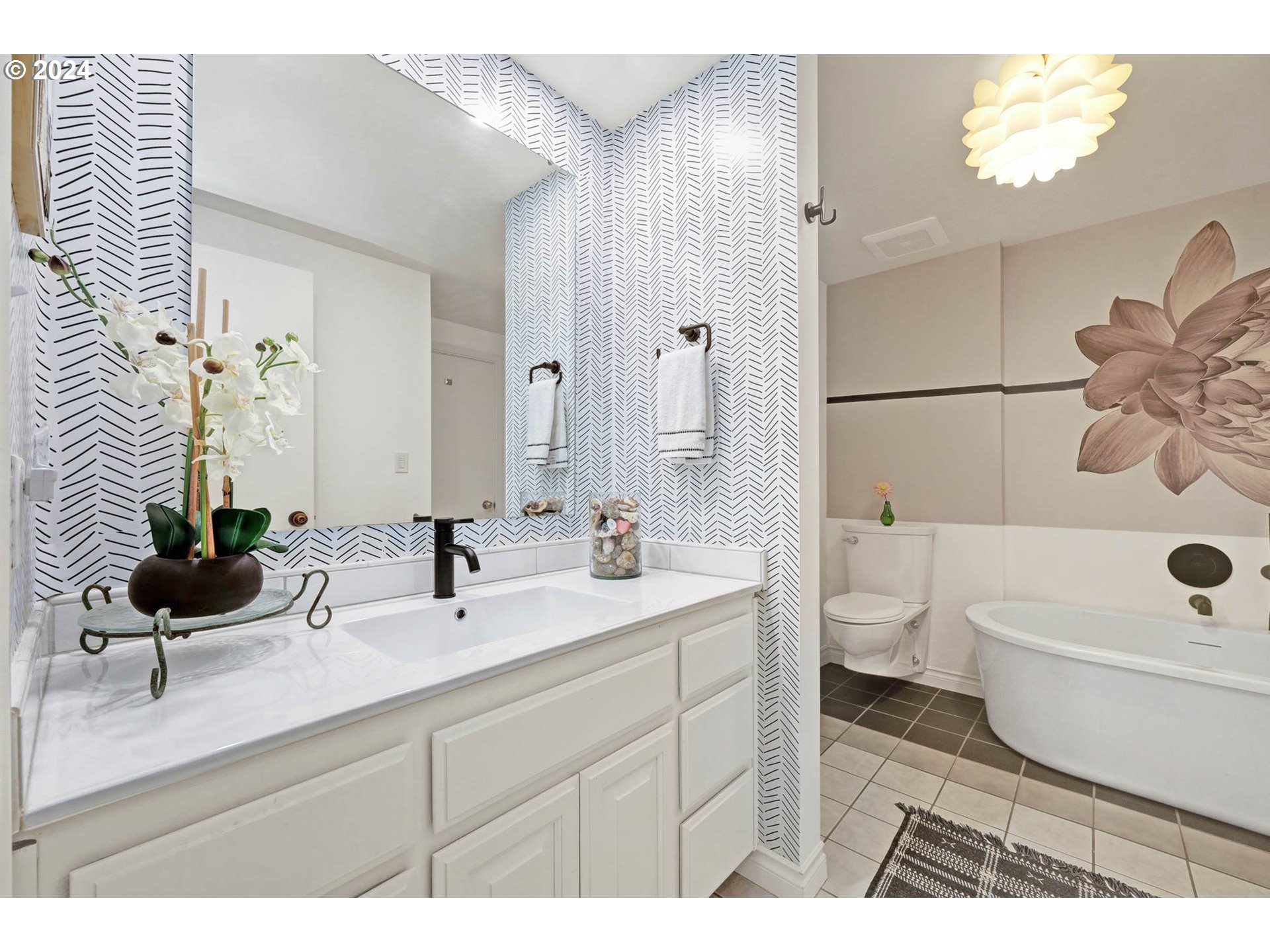 1625 Braeman Village Eugene, OR 97405 - Photo 23 of 41 a bathroom with a sink a toilet and shower