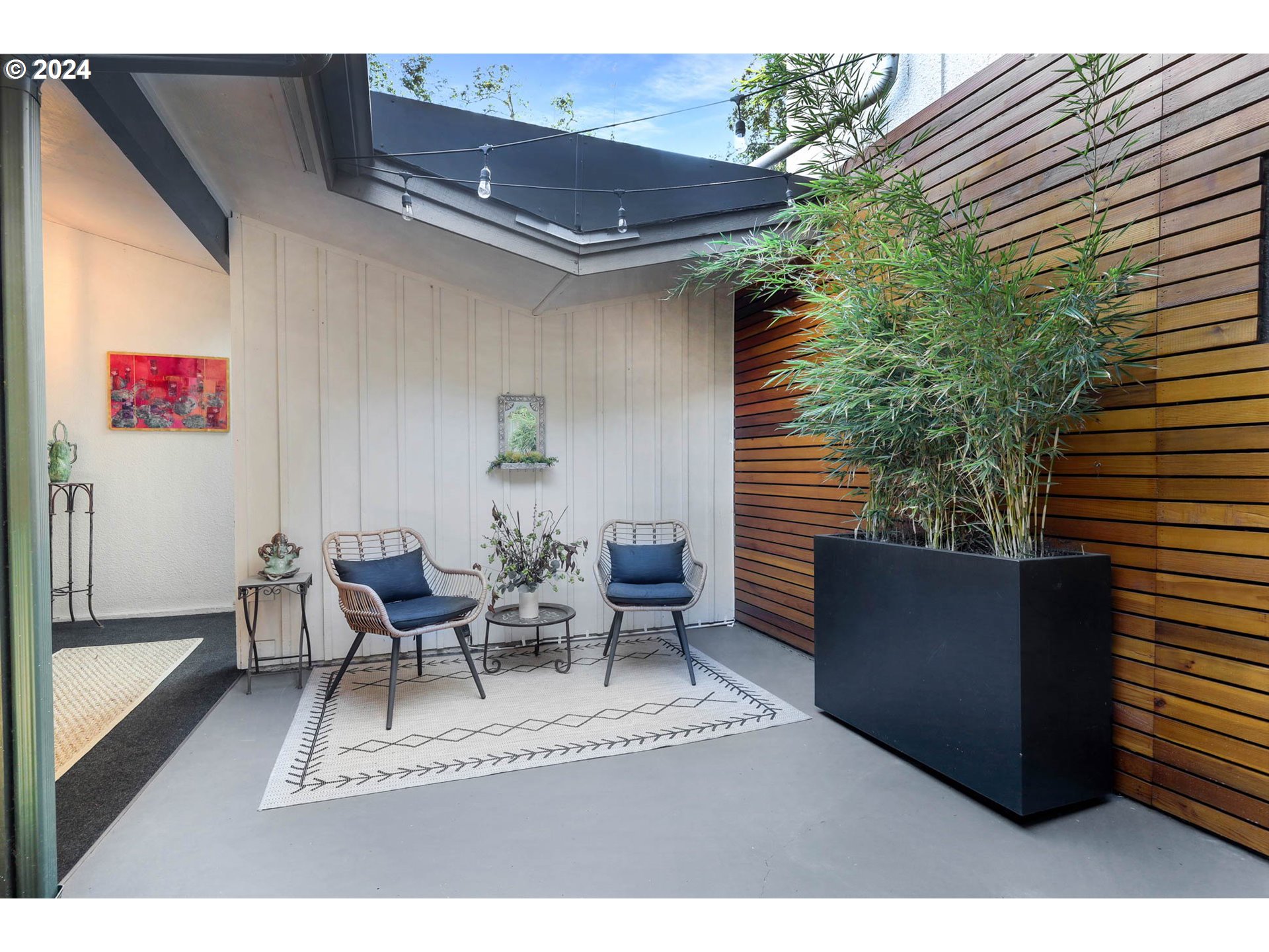 1625 Braeman Village Eugene, OR 97405 - Photo 30 of 41 a view of outdoor seating space