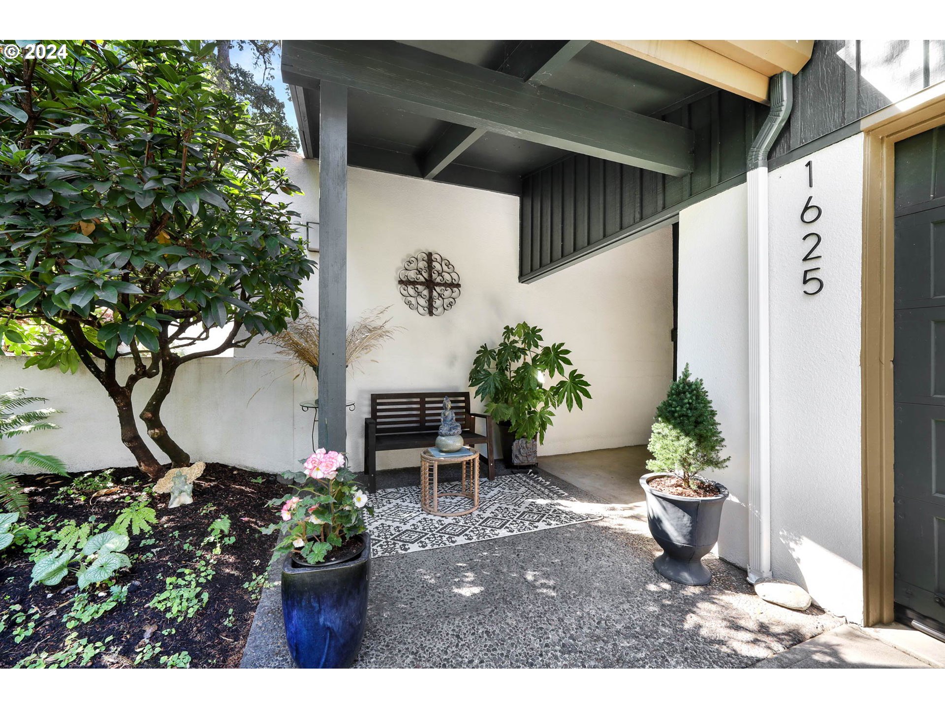 1625 Braeman Village Eugene, OR 97405 - Photo 3 of 41 a view of outdoor space yard and patio