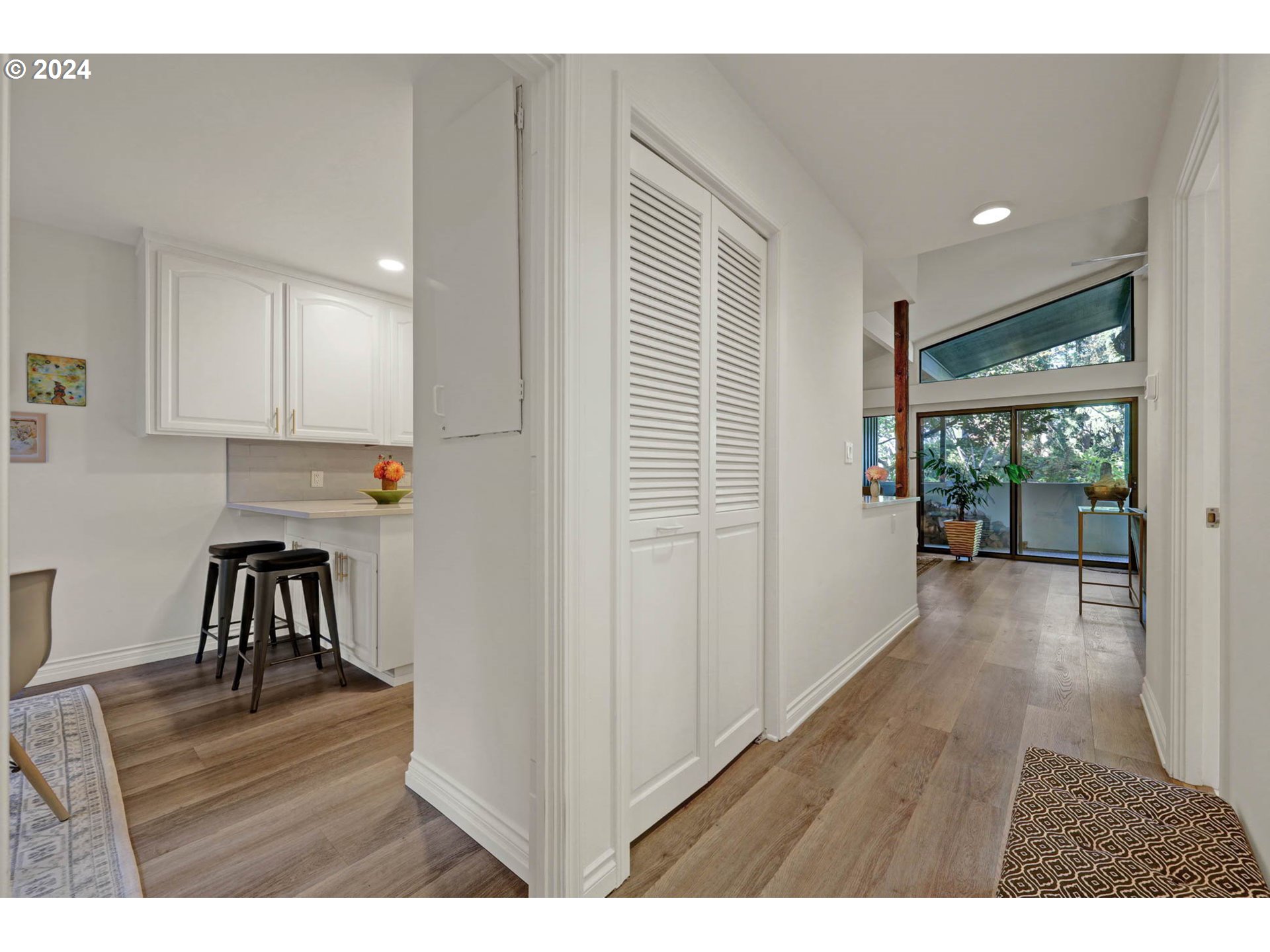 1625 Braeman Village Eugene, OR 97405 - Photo 6 of 41 a open kitchen with cabinets and wooden floor