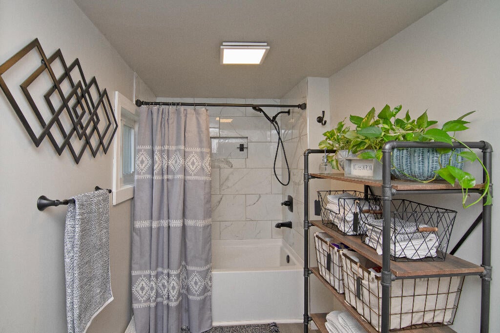 420 Fort Springs Road Ronceverte, WV 24970 - Photo 28 of 33 Gallery Image 28