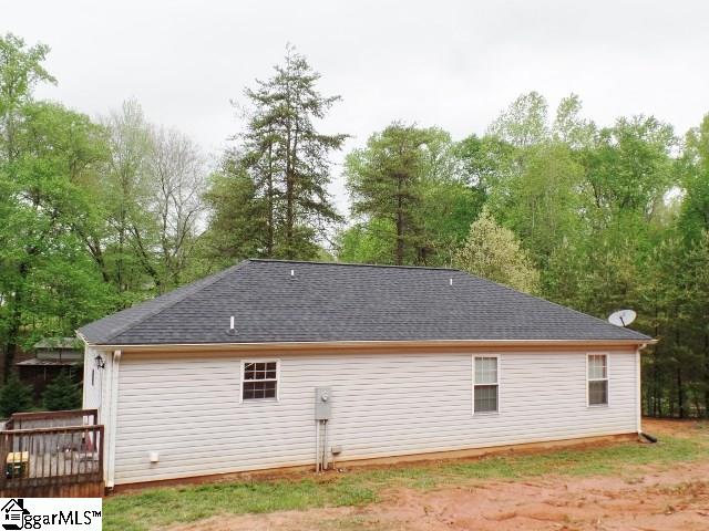 388 Springdale Avenue Liberty, SC 29657 - Photo 4 of 22